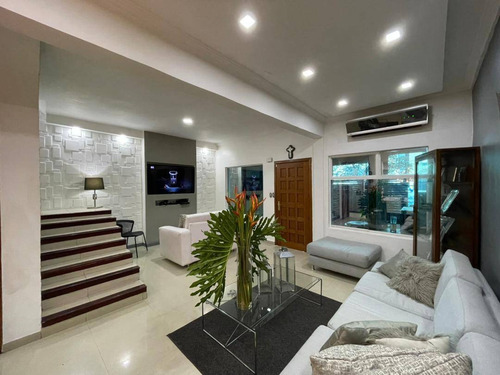 Imagen 5 de 30 de Maria Eugenia Blanco Vende Casa En Los Mangos, Valencia 440807