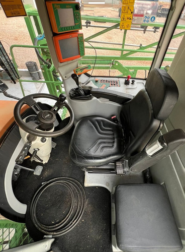 Pulverizador Autopropelido Stara Gladiador 2300 Ano 2013