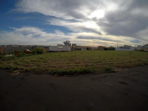 Imagem 2 de 5 de Terrenos - Ref: V3005
