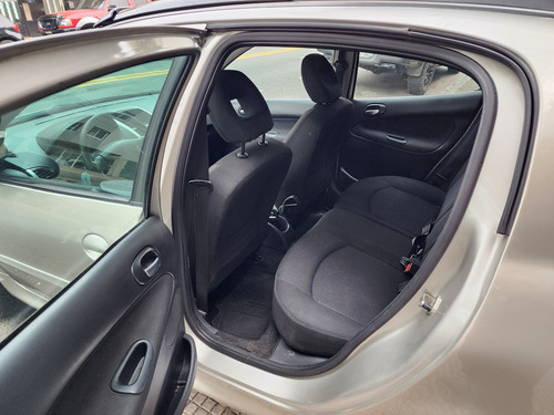 Peugeot 207 1.6 Feline 106cv