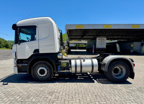 Scania P340 Ano 2010 - 4x2