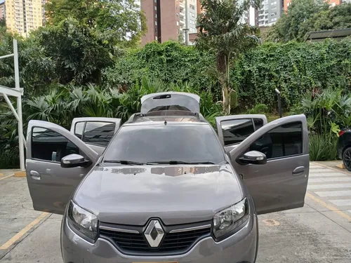Renault Stepway 1.6 Intense Automática