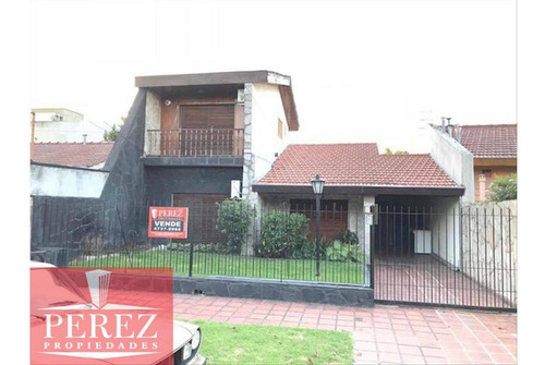 Imagen 1 de 10 de Casa En Venta 4