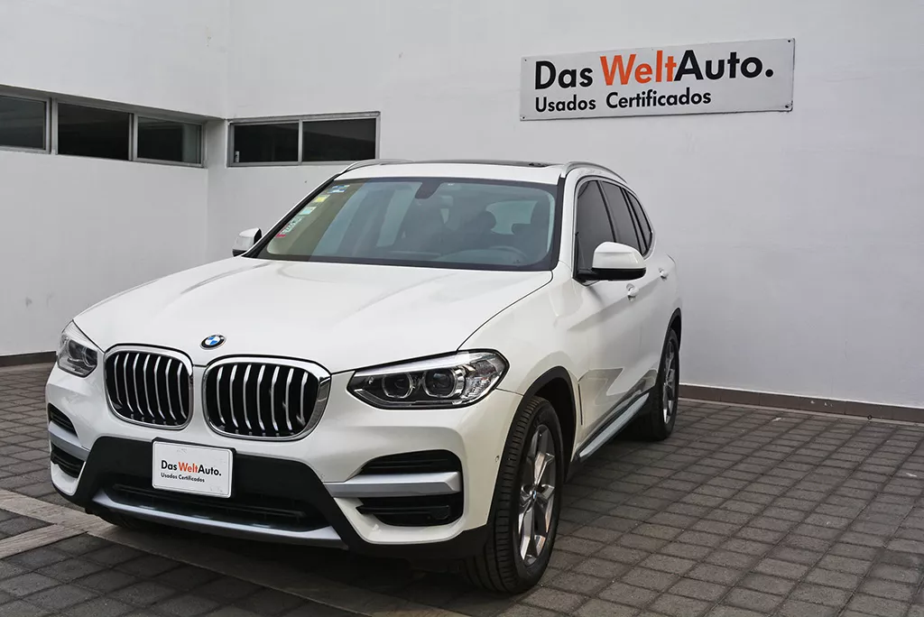 BMW X3 5p xDrive 30i X Line L4/2.0/T Aut