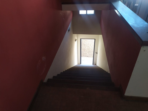 Imagen 8 de 10 de Casa + Stud En Venta De 2 Dormitorios C/ Cochera En La Plata Barrio Hipodromo