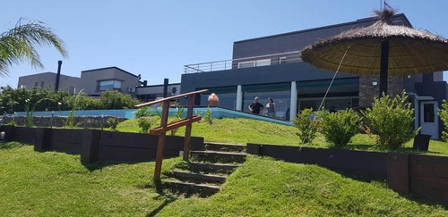 Imagen 19 de 30 de Bajo De Precio! Casa Al Lago En Venta En San Benito - Villa Nueva