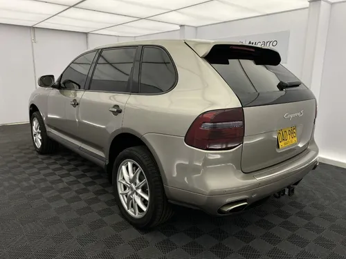 Porsche Cayenne 4.8 S