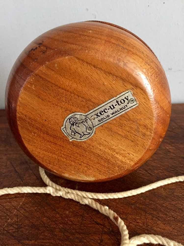 Yoyó Vintage Grande Juguete Hecho En Usa Madera De Nuez