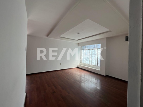 Imagen 25 de 26 de Casa En Venta Colonia Guillermina - (2)