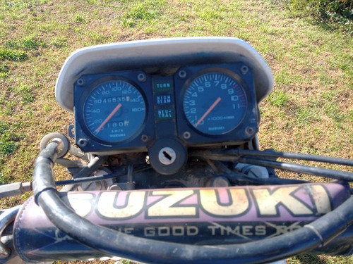 Imagen 4 de 11 de Suzuki Dr 350s