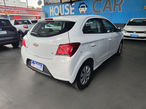 Chevrolet Onix 1.0 MPFI LT 8V FLEX 4P MANUAL