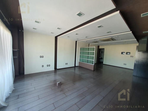 Oficinas En Renta En Veracruz, Fracc. Virginia, 3 Niveles, Elevador, 12 Estacionamientos