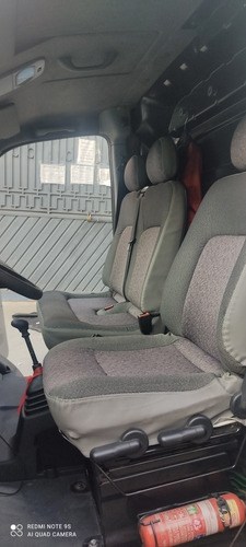 Imagem 8 de 10 de Renault Master 2.5dci Médio Teto Alto Diesel 06 Oportunidade