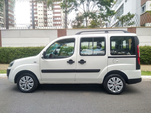 Fiat Doblo 1.8 MPI ESSENCE 7L 16V FLEX 4P MANUAL