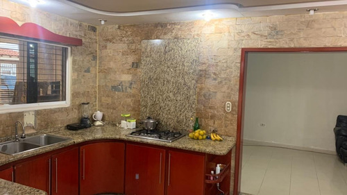Imagen 13 de 14 de Se Vende Hermosa Casa En Urb Los Astros 04121460083