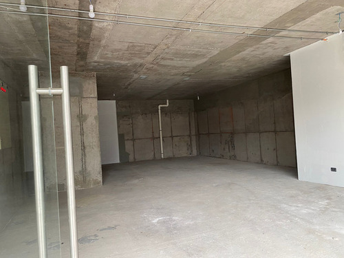 ¡oportunidad De Arriendo! Último Local En Ñuñoa.