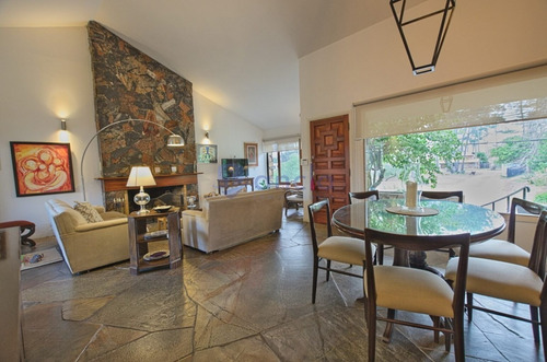 Casa En Venta - Playa Mansa- Ref: 1167