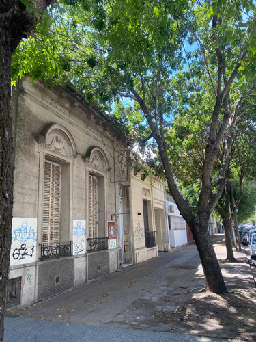 Terreno En Venta - Av. 60 Entre 16 Y 17, La Plata