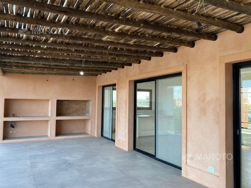 Imagen 14 de 25 de Casa En Venta En San Sebastián - Maroto Propiedades-