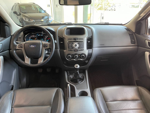 Imagem 8 de 10 de Ford Ranger 2.5 Limited 4x2 Cd 16v Flex 4p Manual