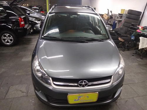 Imagem 3 de 14 de Jac J6 Diamond 2.0 16v 7 Lug Completo Airbags Abs 2014 Cinza