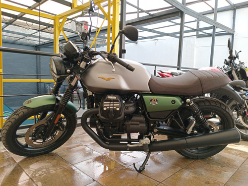 Moto Guzzi V7 Stone Centenario 2021