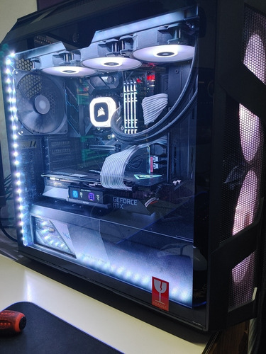Imagen 5 de 9 de I7-9700kf + Maximus Xi Formula + 32gb Ram+wc 360mm