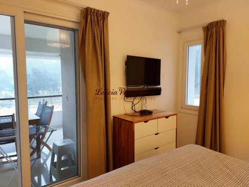 Venta Apartamento 1 Dormitorioen Green Park, Solanas, Punta Del Este.