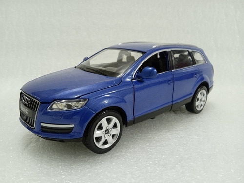 Audi Q7 3.0 Modelo A Escala 1:24 Msz. Luces Y Sonidos. 20cm. Color Azul
