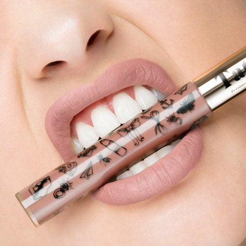 Imagen 4 de 6 de Labial Liquido Mate Regina