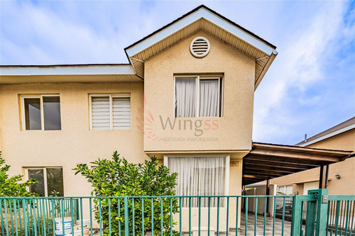 Venta Casa 3 Dormitorios Valle Grande Con Estacionamiento