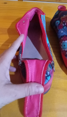 Vendo Zapatillas Con Cierres - Estilo Hippie - Talle 35