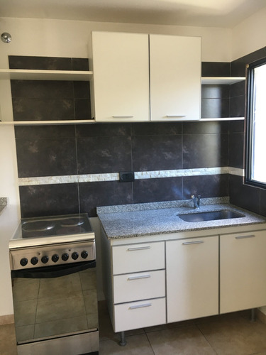 Monoambiente Con Cochera - Alquiler - Villa Sarmiento
