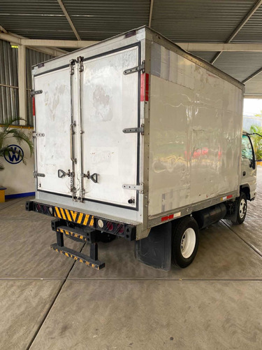 Imagen 10 de 13 de Isuzu Elf 400 2007 Caja Termica