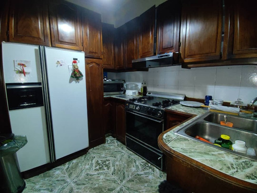 Imagen 19 de 23 de En Venta Casa En La Urb. Los Overos Norte. Turmero. 04243368365