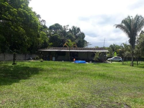 Chácara No Litoral Com 3 Quartos Em Itanhaém/sp 6947-pc