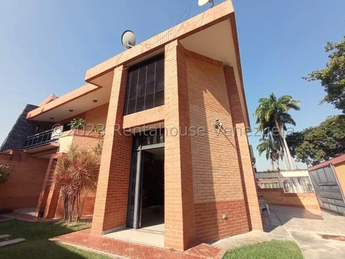 Leida Falcon Vende Casa En Trigal Norte Valencia Carabobo Lfa-23-25351 