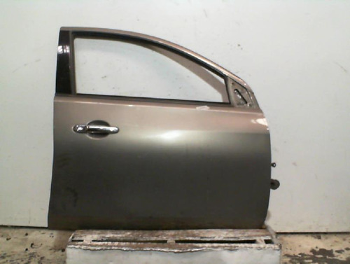 Puerta Delantera Derecha Nissan Versa 4p 2015 - 293687