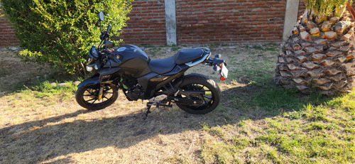Yamaha Fz25, Papeles Y Mantencion Al Día.