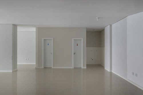 Imagem 21 de 23 de Blue Ocean Residence - Sala 06 - 82210
