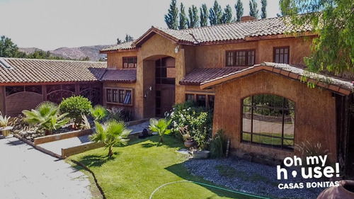 Casa En Venta De Estilo Español De 571 M2. 7h-7b -san Felipe