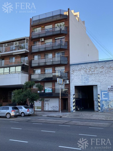 Imagen 2 de 10 de Venta De Departamento De 2 Ambientes En Sarandi (27893)