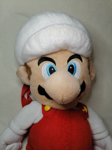 Imagen 3 de 9 de Peluche Mochila Original Mario Fire All Starl Nintendo 50cm.