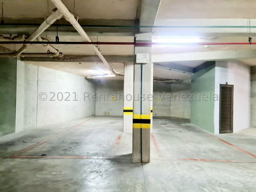Se Vende Bello Apartamento En Altamira Mls-24-25203