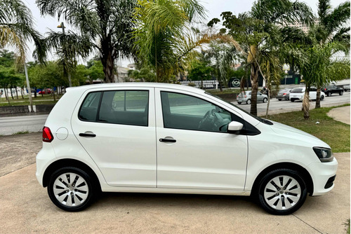 Volkswagen Fox 1.0 Trendline Total Flex 5p