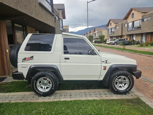 Daihatsu Feroza 1.6 F300