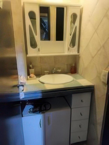Casa En Venta - 4 Dormitorios 2 Baños - Cocheras - 150mts2 - Martínez, San Isidro