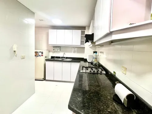 Apartamento En Venta En Chicó Navarra. Cod V11989