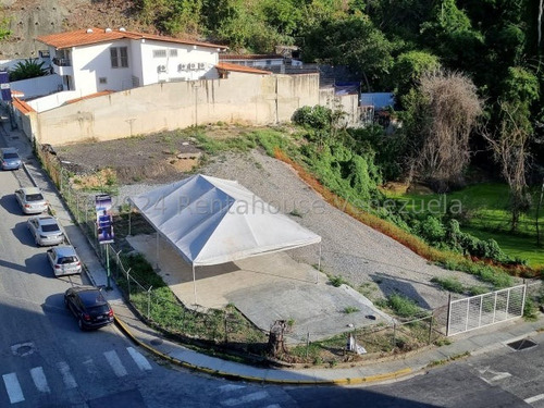 Se Vende Terreno En Colinas De Tamanaco Cod. 25-3828