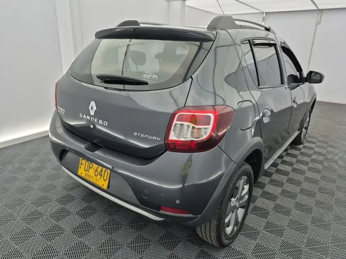 Renault Stepway 1.6 Intense Mecánica